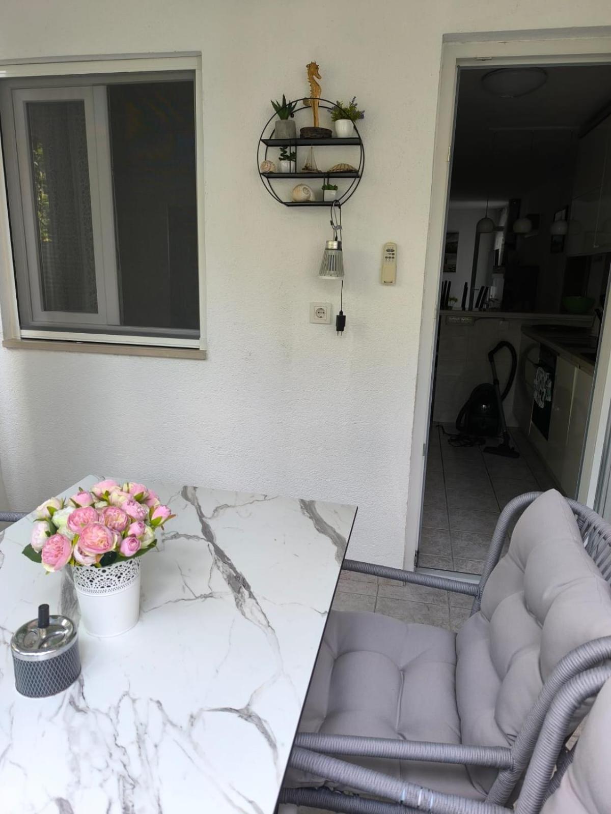 Apartman Robertino 1966 Makarska Exterior photo