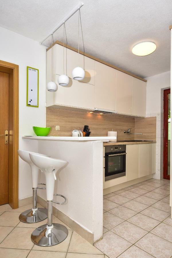 Apartman Robertino 1966 Makarska Exterior photo